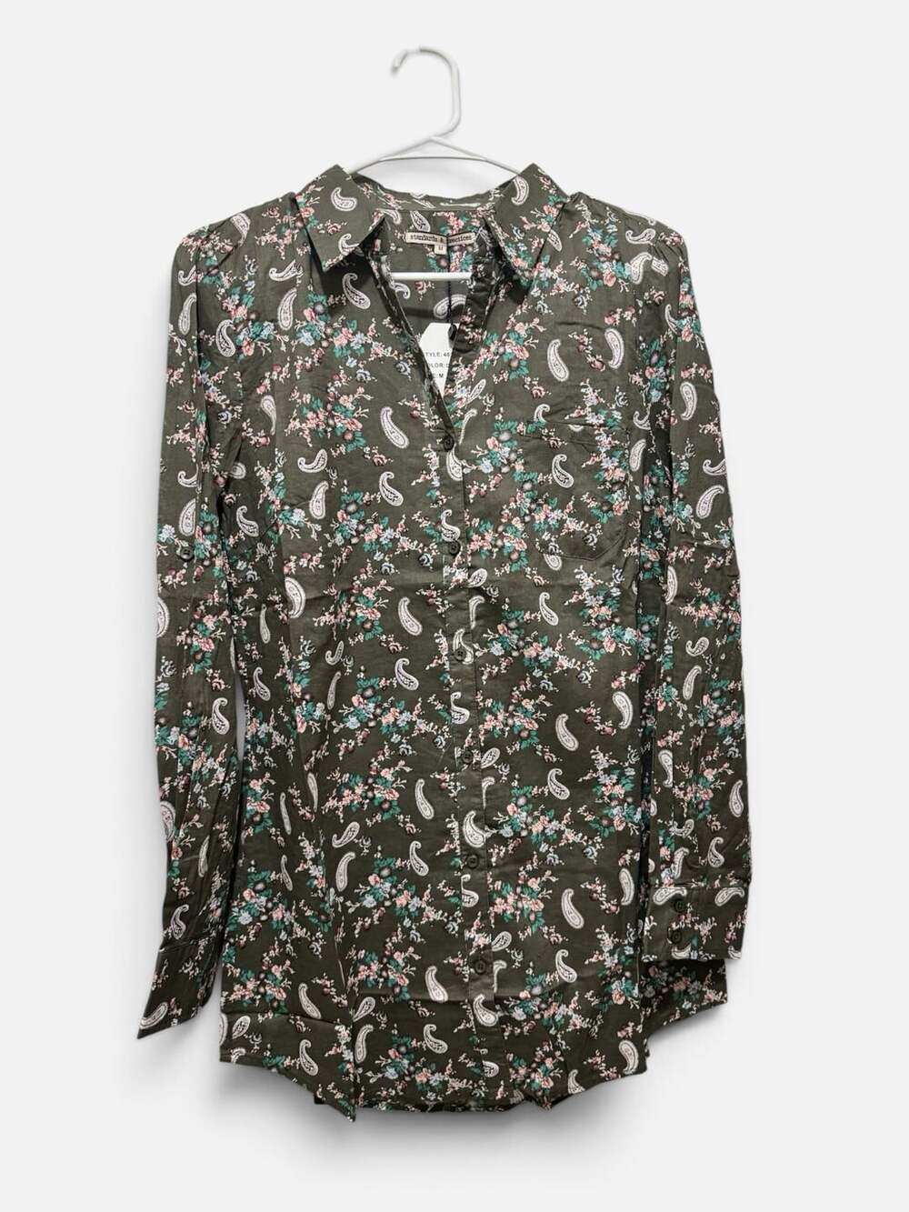 Women’s long sleeve Floral Paisley Button Down Blouse Size M Olive Green
